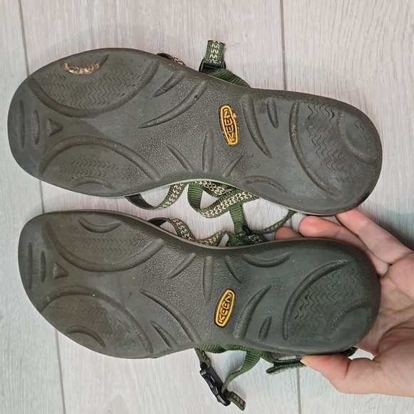 Keen Womens Strappy Outdoor hiking Sandals shoes sz 8.5 - Picture 9 of 9